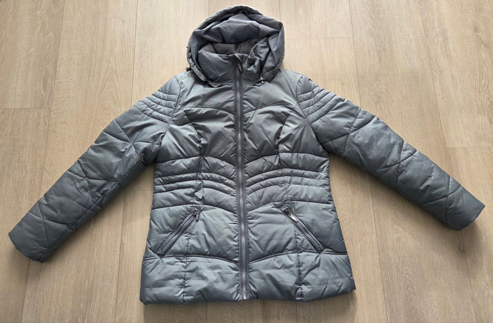 Miss Etam warme grijsgroene winterjas met capuchon maat L of, Kleding | Dames, Miss etam, Maat 42/44 (L), Ophalen of Verzenden