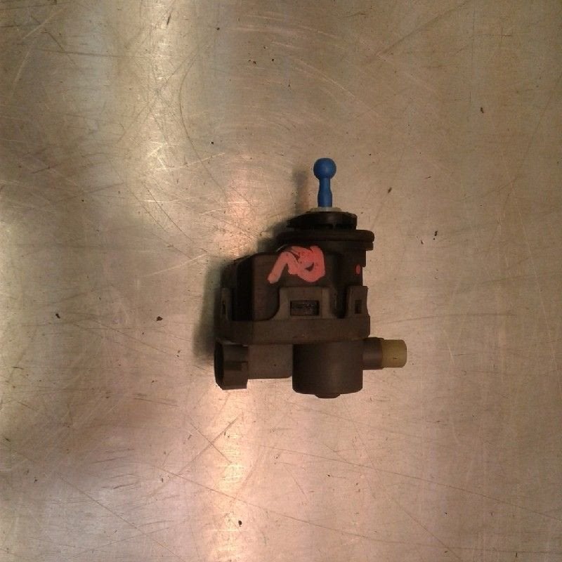 PHARE MOTEUR Nissan Primera (P12) (01-2002/10-2008), Utilisé, Nissan