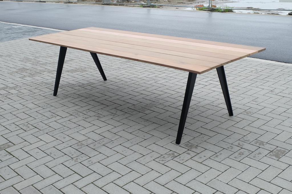 Prachtige buitentafel 270x100x75, Ophalen