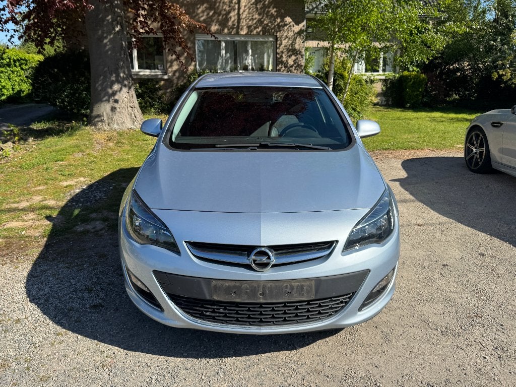 Opel Astra 1.4i / 95.000km / Automaat / Airco / Navi / Eu 5, Auto's, Opel, Euro 5, Zwart, 4 cilinders, Leder en Stof