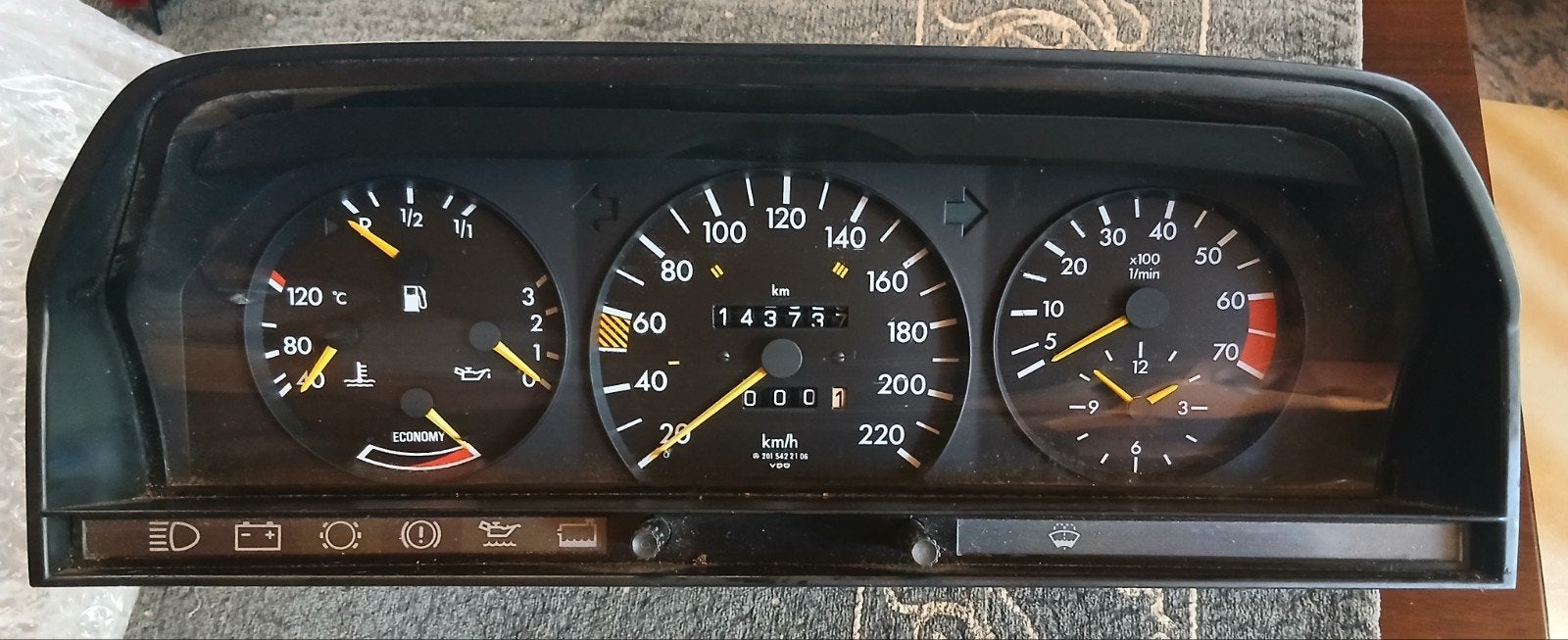 kilometerteller mercedes benz w201 uitstekende staat lage km, Enlèvement ou Envoi