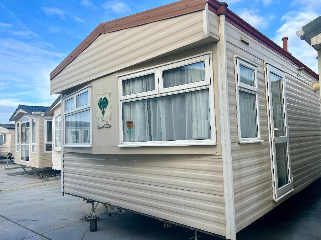 OCCASIE CARLTON Stacaravan 1100x370 @ Caravancenter Desmet