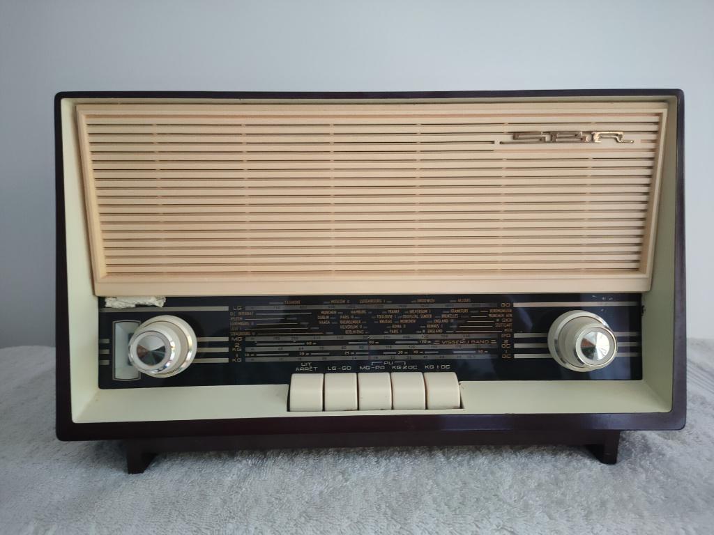 Radio ancienne SBR, Enlèvement