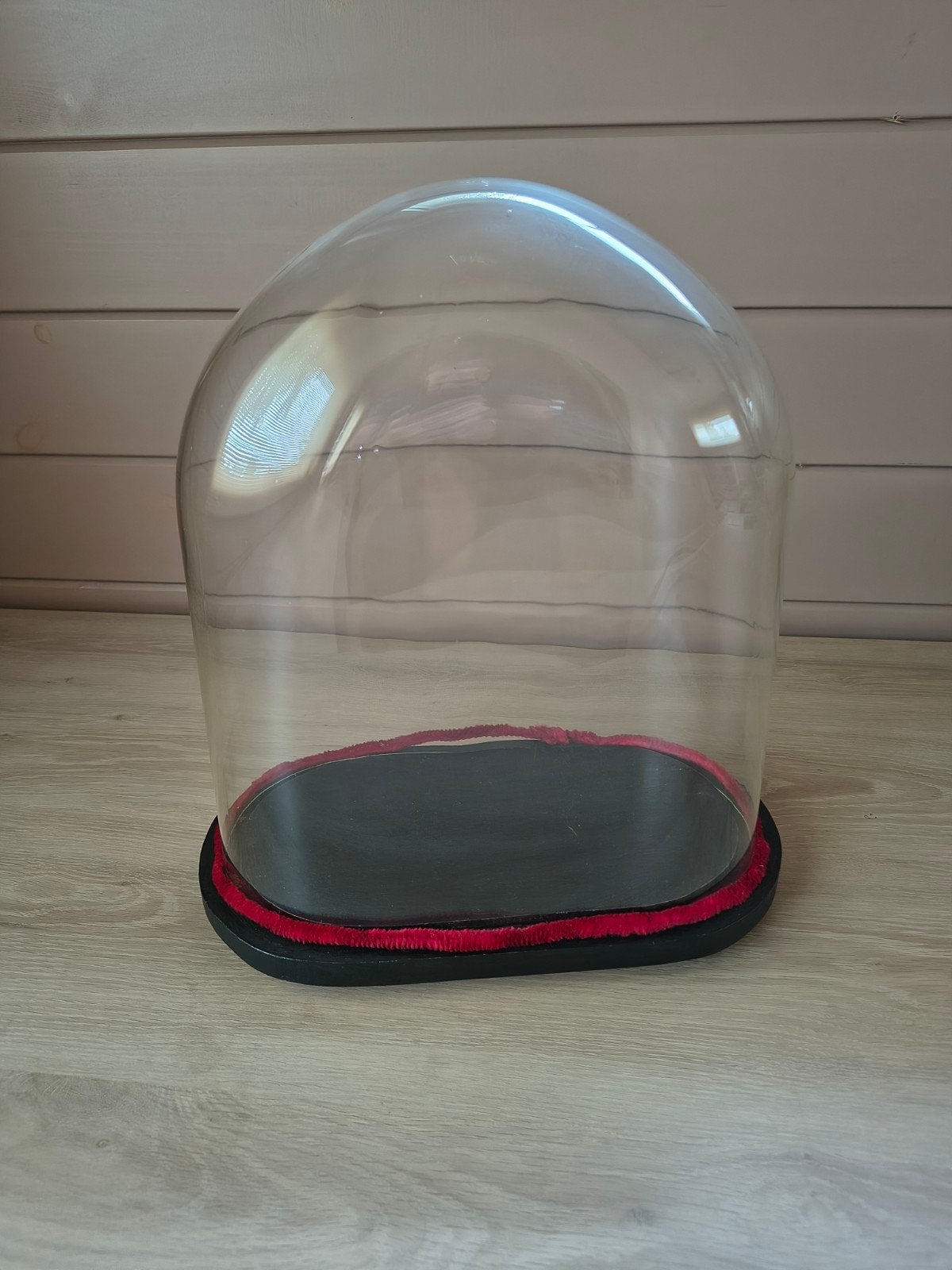 Dôme en verre (globe), Enlèvement, Verre