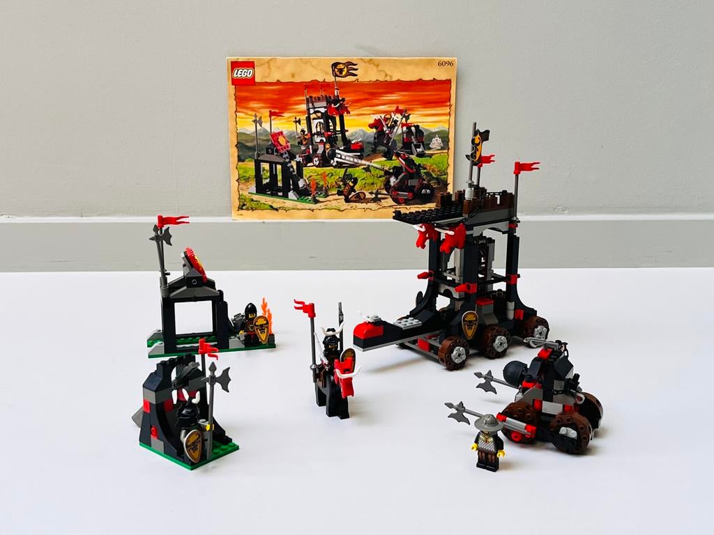 LEGO 6096 Bull’s Attack – Compleet + Boekje – Topstaat, Lego, Ophalen of Verzenden, Zo goed als nieuw, Compleet