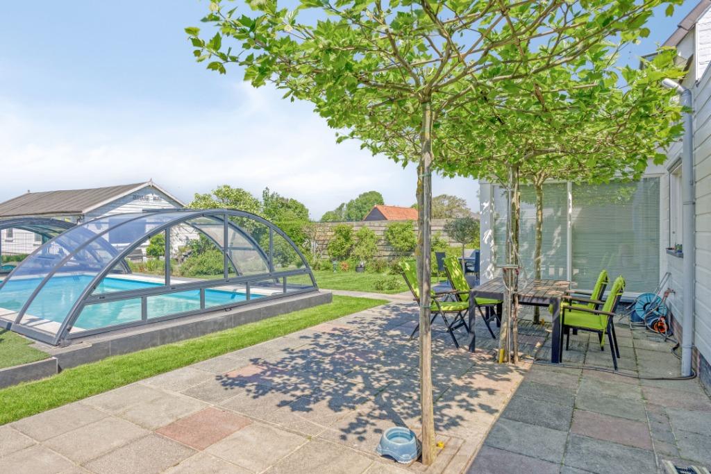 Huis in Nieuwvliet - Nederland met verwarmd overdekt zwembad, 500 tot 1000 m², Vrijstaande woning, 190 m², 4 kamers