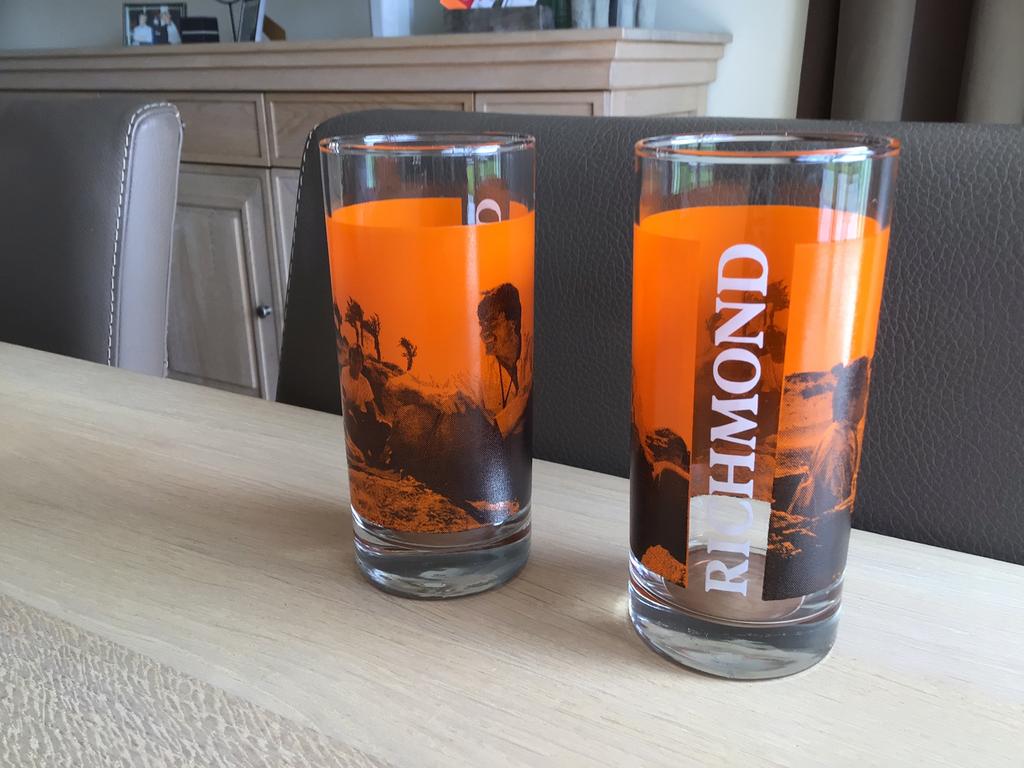 Vintage Richmond glazen, 2 stuks, Ophalen, Zo goed als nieuw