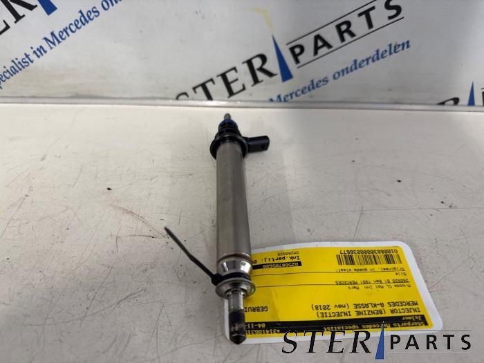 Injector (benzine injectie) van een Mercedes A-Klasse, Gebruikt, -, Ophalen of Verzenden, -