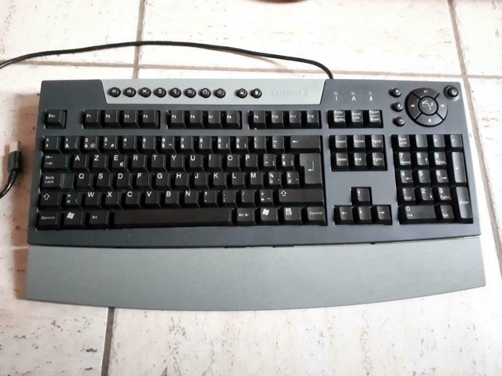 Mechanisch klavier Cherry, Computers en Software, Ophalen of Verzenden, Azerty, Gebruikt, Gaming toetsenbord