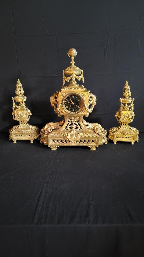 (30) Antieke Franse bronzen Regency Pendule + zetters  1880, Enlèvement ou Envoi