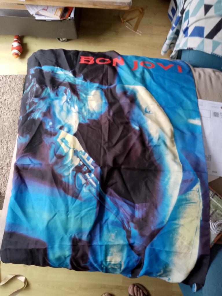Bon Jovi vlag, Muziek en Instrumenten, Verzenden