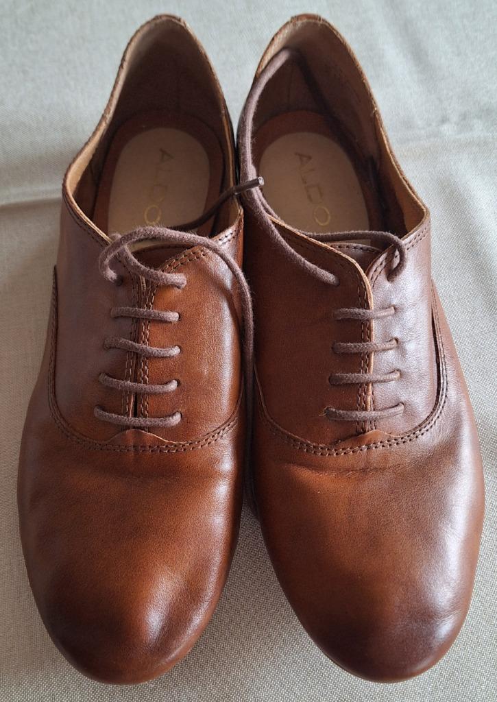 Dames schoenen van Aldo, Schoenen met lage hakken, Bruin, Ophalen of Verzenden, Zo goed als nieuw