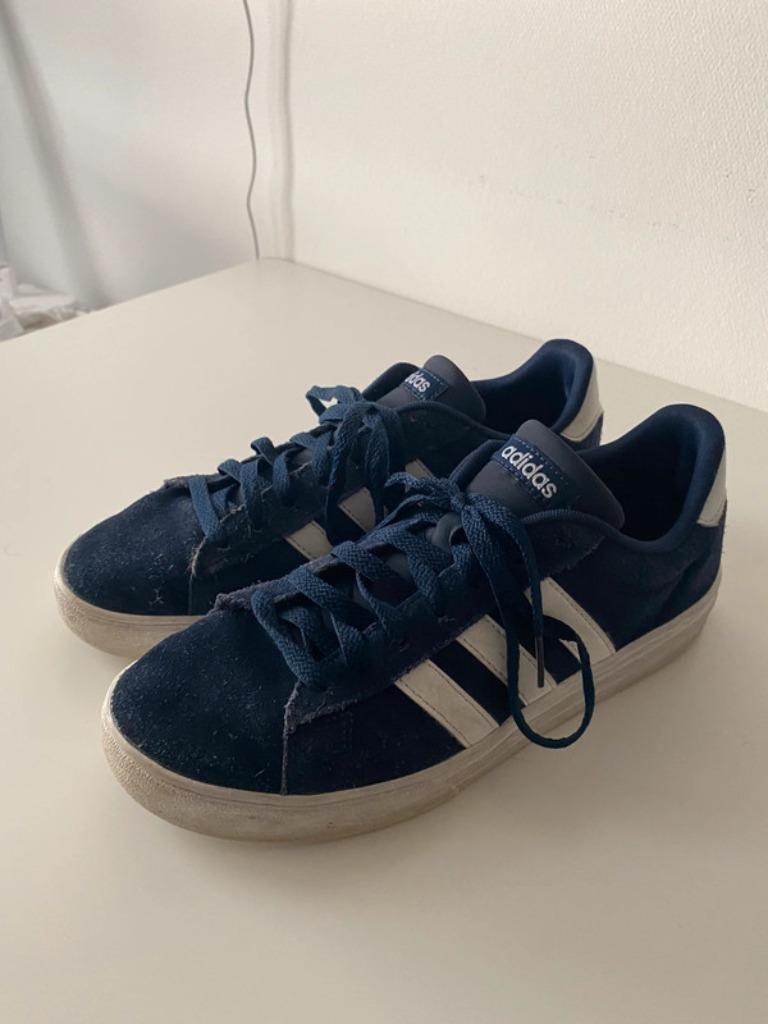 sneakers Adidas bleues, Vêtements | Hommes, Chaussures, Enlèvement ou Envoi, Adidas, Porté, Bleu