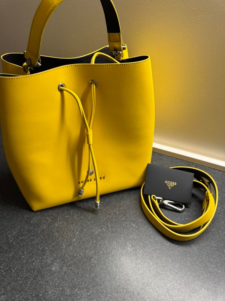 Sac cabas GUESS Luxe jaune – Pour celles qui osent !, Enlèvement ou Envoi, Comme neuf, Jaune