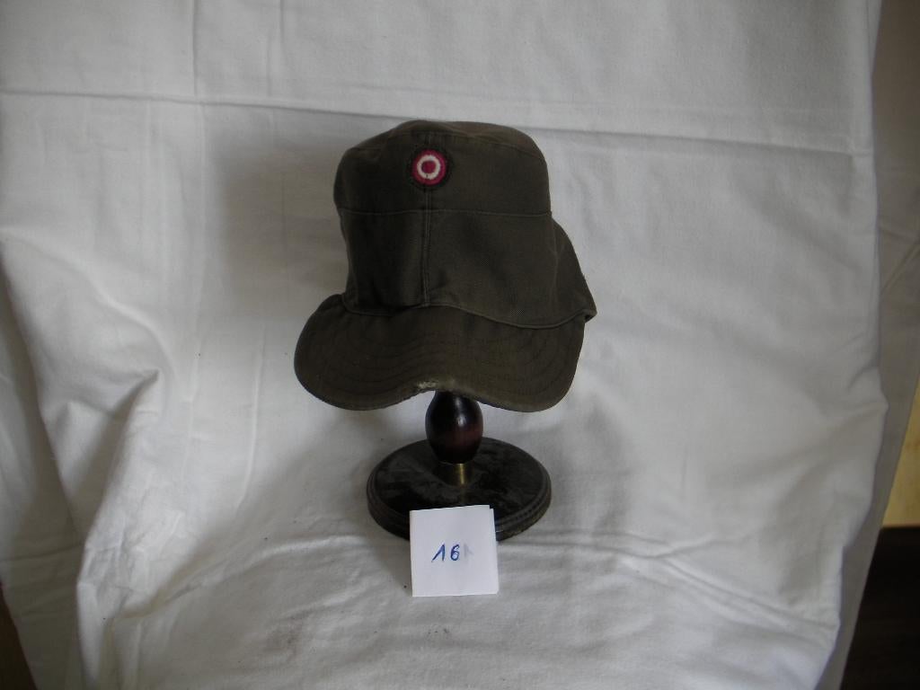 casquette 1, Enlèvement ou Envoi, Armée de terre, Casque ou Béret