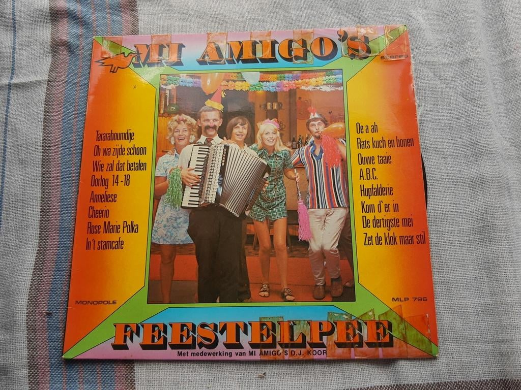 Feestelpee : Amigo's, Ophalen of Verzenden