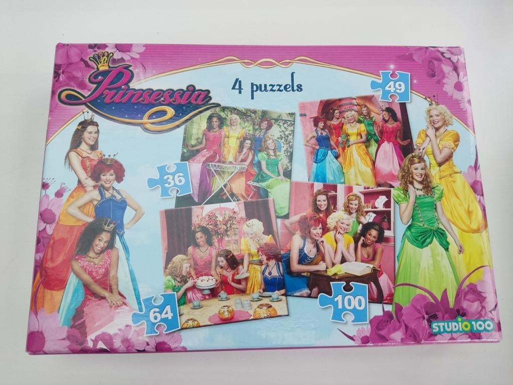 4 puzzels van Prinsessia, Ophalen of Verzenden, Meer dan 50 stukjes, Zo goed als nieuw, 4 tot 6 jaar