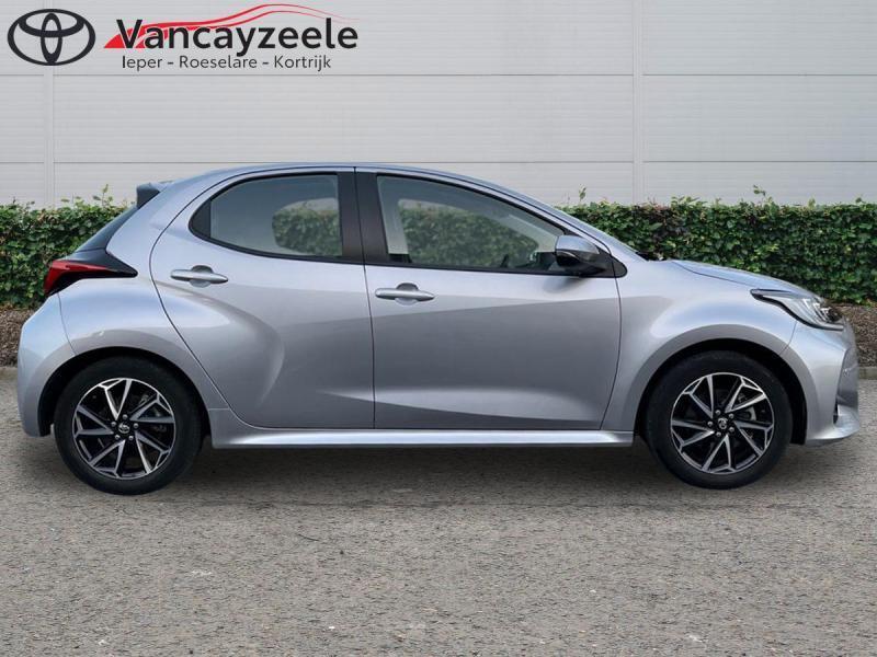 Toyota Yaris Iconic+afneembare trekhaak+hitechpack+gps+cam+s, Automaat, Overige kleuren, Emergency brake assist, 116 pk
