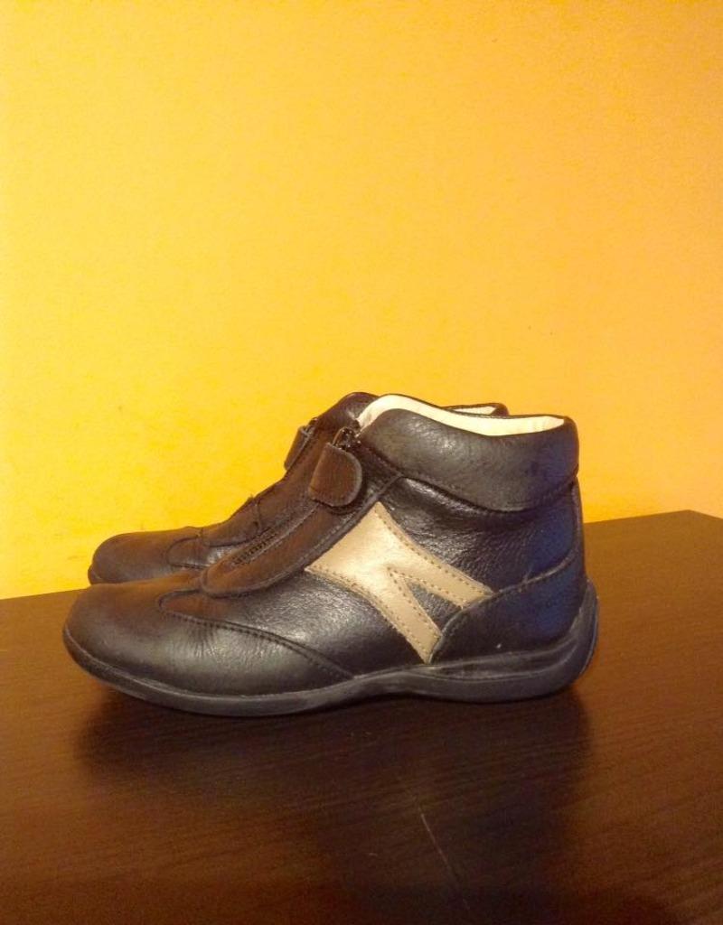Leren schoenen voor jongens p.29, Schoenen, Ophalen of Verzenden, Zo goed als nieuw, Jongen