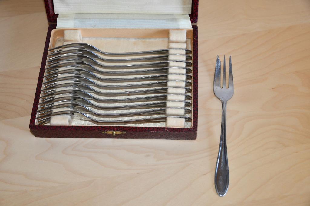 12 vintage massief inox dessertvorkjes, Antiquités & Art, Antiquités | Couverts, Enlèvement ou Envoi