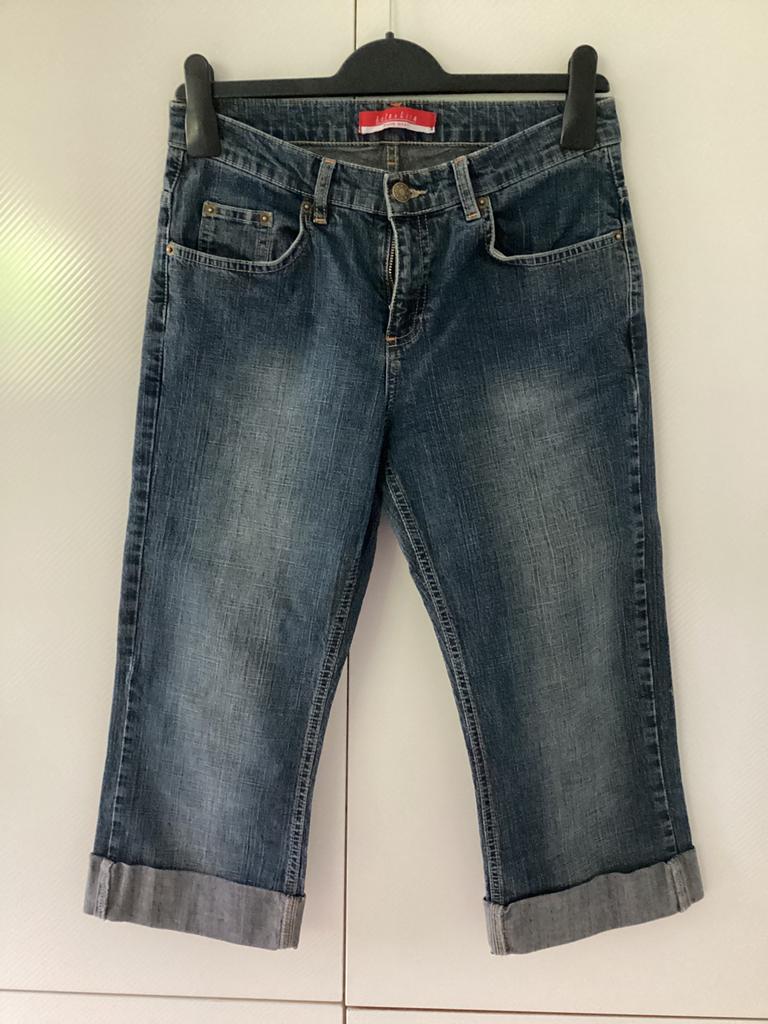 Korte jeans broek Lola & Liza. maat 36, Enlèvement, Porté