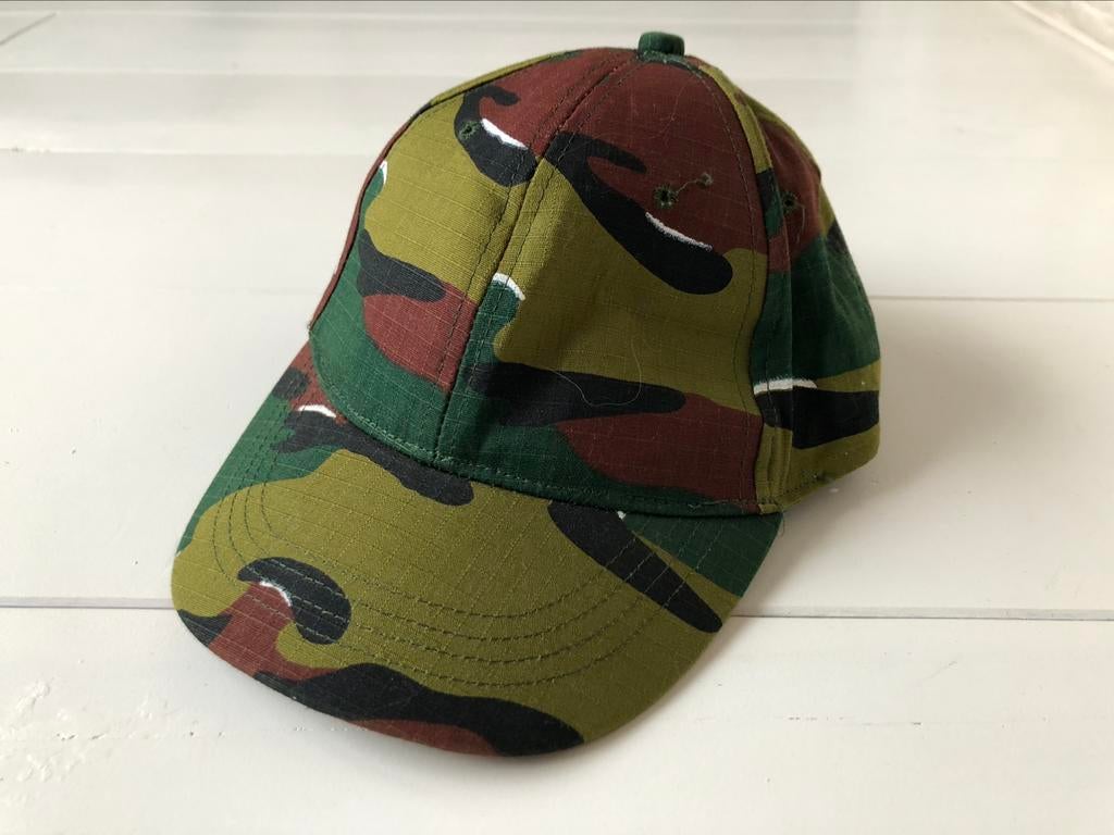 kinder pet 6-12 j camouflage, Ophalen of Verzenden, Zo goed als nieuw, Jongen of Meisje, Pet