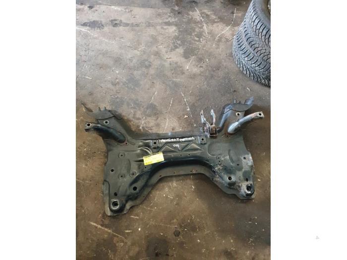 Subframe van een Peugeot Partner, Ophalen of Verzenden, 3 maanden garantie, Gebruikt, Peugeot