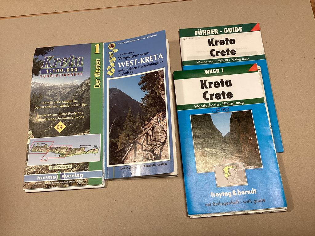 Kreta wandelkaarten/gids, Ophalen of Verzenden, Zo goed als nieuw