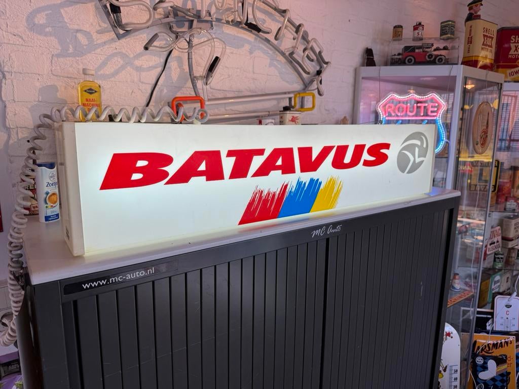 BATAVUS oude reclame lichtbak, Ophalen, Gebruikt, Lichtbak of (neon) lamp