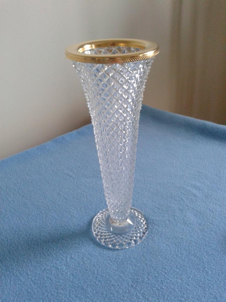 vaasje kristal met vergulde rand, Ophalen