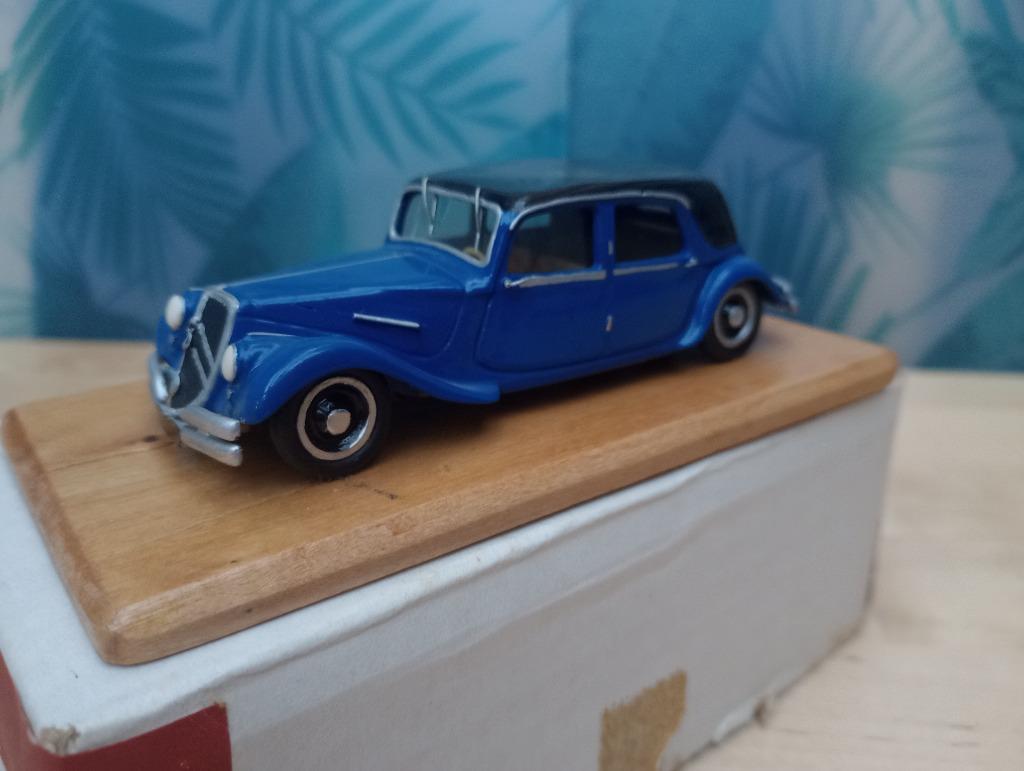STL citroën 22 CV 1/43, Hobby en Vrije tijd, Ophalen of Verzenden, Zo goed als nieuw, Auto
