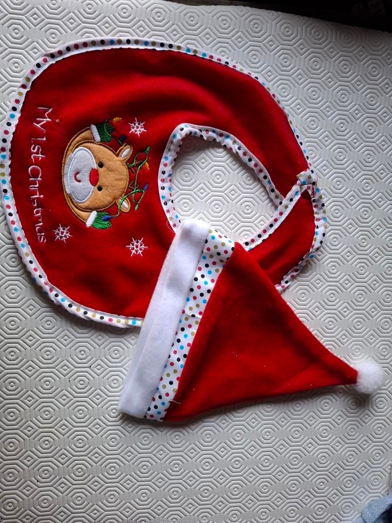 Ensemble bavet et bonnet de Noël, Enlèvement ou Envoi, Comme neuf