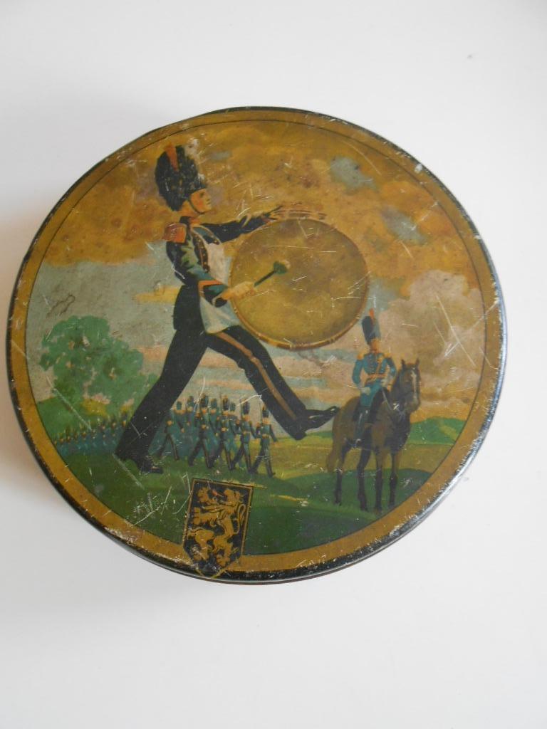 Oude blikken doos biscuit Victoria, Enlèvement ou Envoi