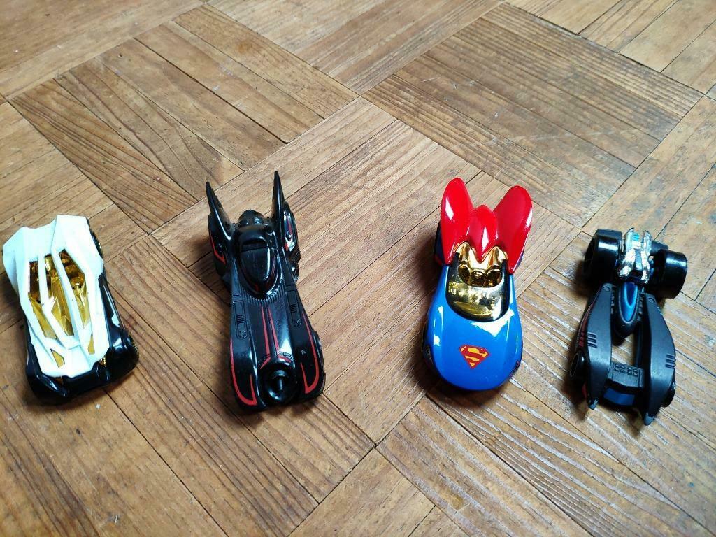 4 collectable Hot Wheels autootje superman batman. ALS NIEUW, Ophalen of Verzenden, Zo goed als nieuw, Onderdelen, Hot Wheels