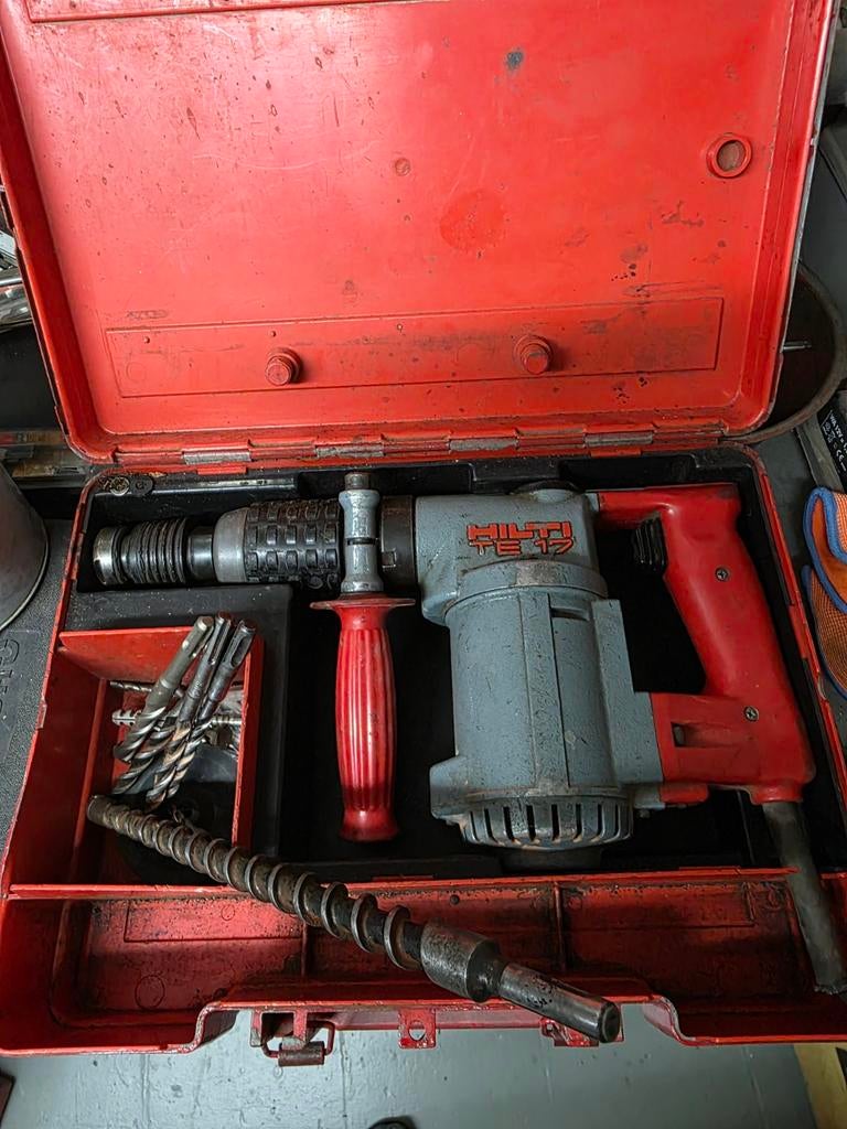 Foreuse hilti, Enlèvement