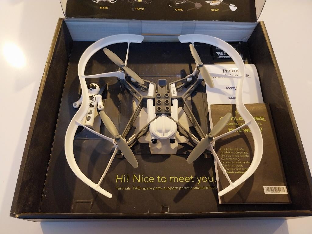 Flypad pour drones et perroquets, Enlèvement ou Envoi, Utilisé, Drone jouet, Parrot