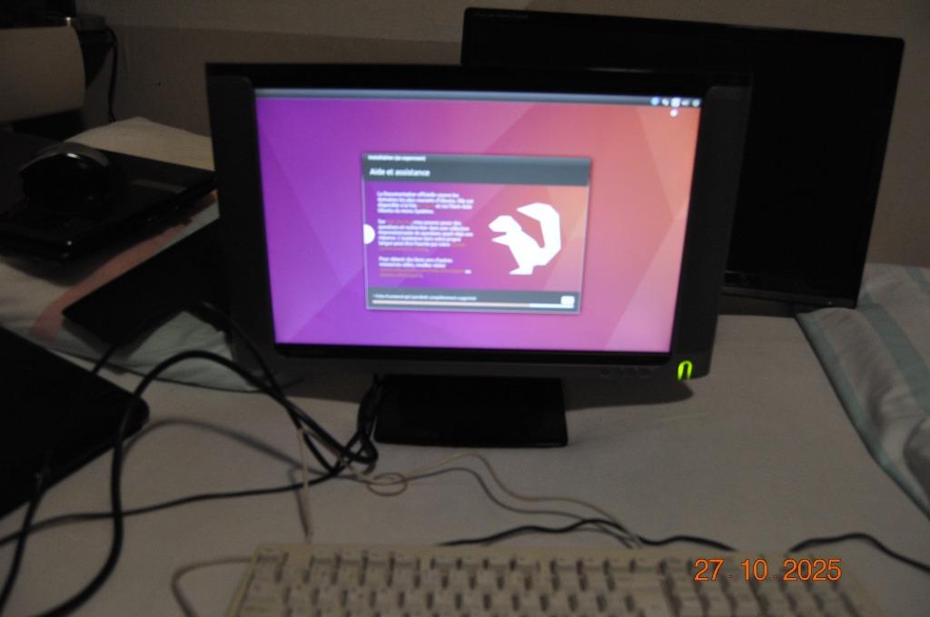 PC BUREAU COMPLET avec "LINUX UBUNTU" installé + imprimante, HDD, Avec carte vidéo, Enlèvement, Utilisé