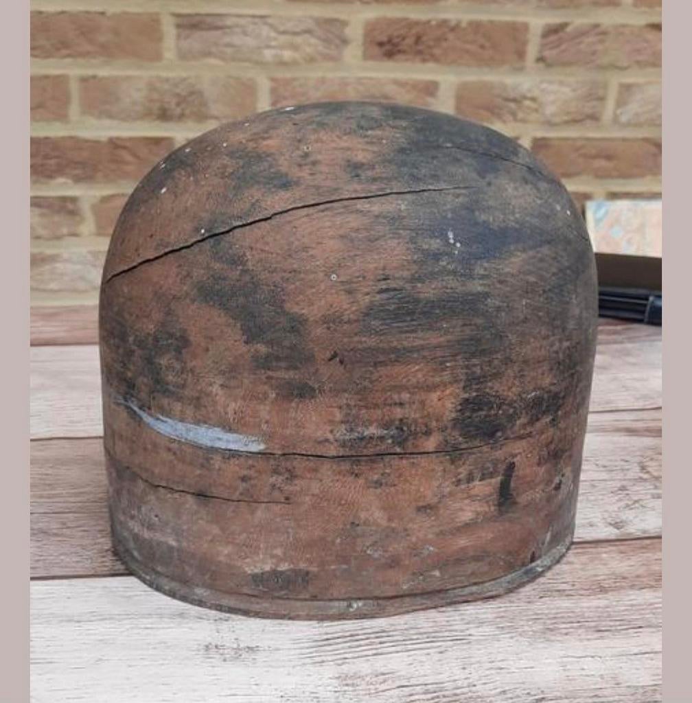 Bloc à chapeaux ancien, Enlèvement ou Envoi, Comme neuf