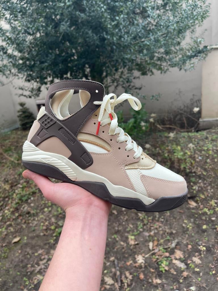 Nike Air Flight Huarache « Baroque Brown », Enlèvement, Neuf, Baskets
