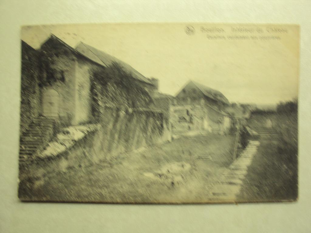 51889 - BOUILLON - INTERIEUR DU CHATEAU - ESCALIERS, Envoi