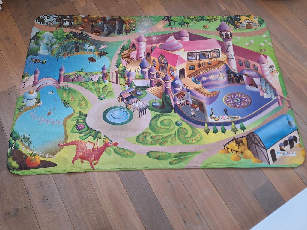Tapijt/vloerkleed prinsessenkasteel, Kinderen en Baby's, Ophalen, Zo goed als nieuw, Kleed of Kussen