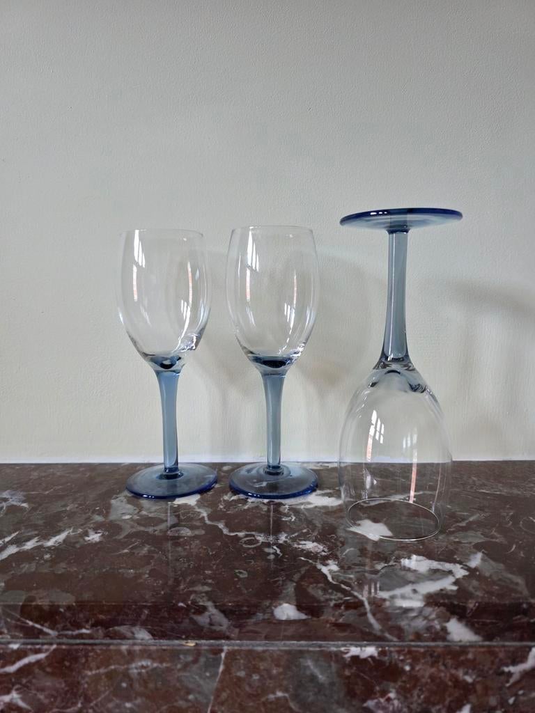 Wijnglazen blauwe voet, Ophalen, Zo goed als nieuw, Glas, Glas of Glazen
