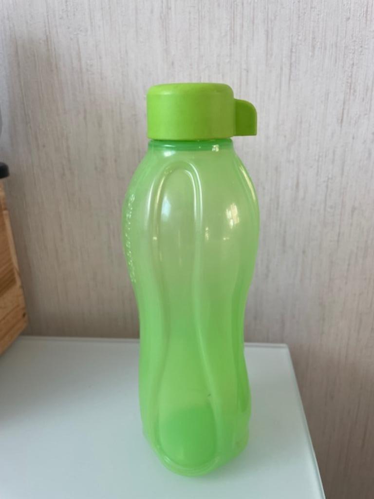 Tupperware 2st eco fles 500ml  NIEUW, Huis en Inrichting, Ophalen of Verzenden, Nieuw, Groen, Beker of Kan