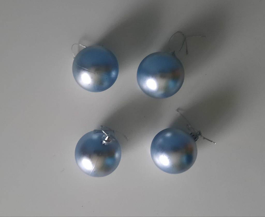 4 boules de Noël, Enlèvement ou Envoi