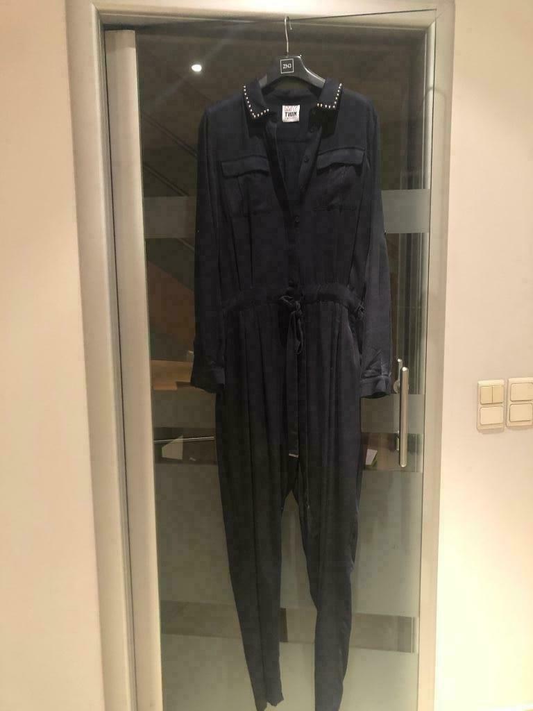 Donkerblauwe jumpsuit met Twinset maat large, valt klein uit, Kleding | Dames, Twinset, Ophalen of Verzenden, Zo goed als nieuw