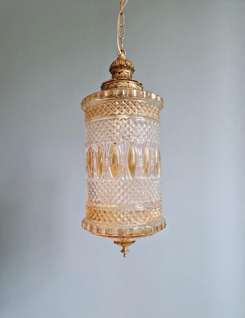Grande suspension en verre et laiton, type lanterne, 1960, Enlèvement