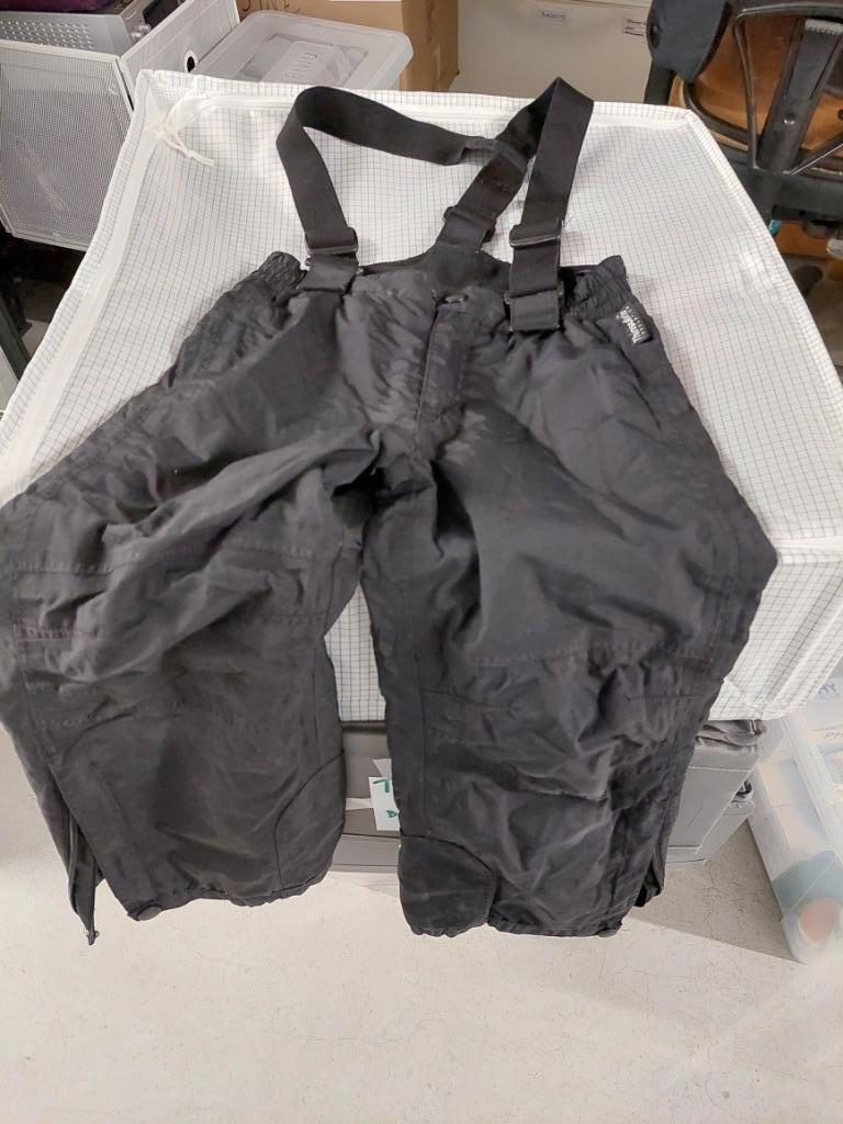 Pantalon ski noir bretelles THINSULATE 6 ans, Enlèvement, Comme neuf, Garçon ou Fille, Vêtements de sport ou Maillots de bain