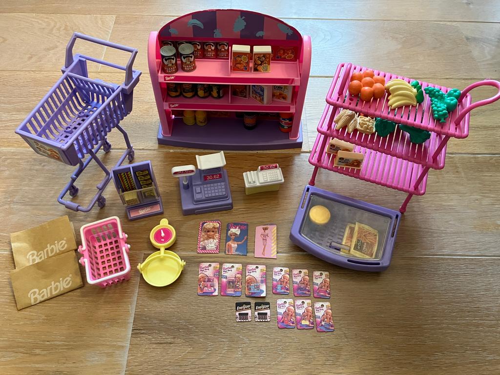 Barbie winkeltje inclusief accessoires, Kinderen en Baby's, Ophalen of Verzenden, Gebruikt, Barbie