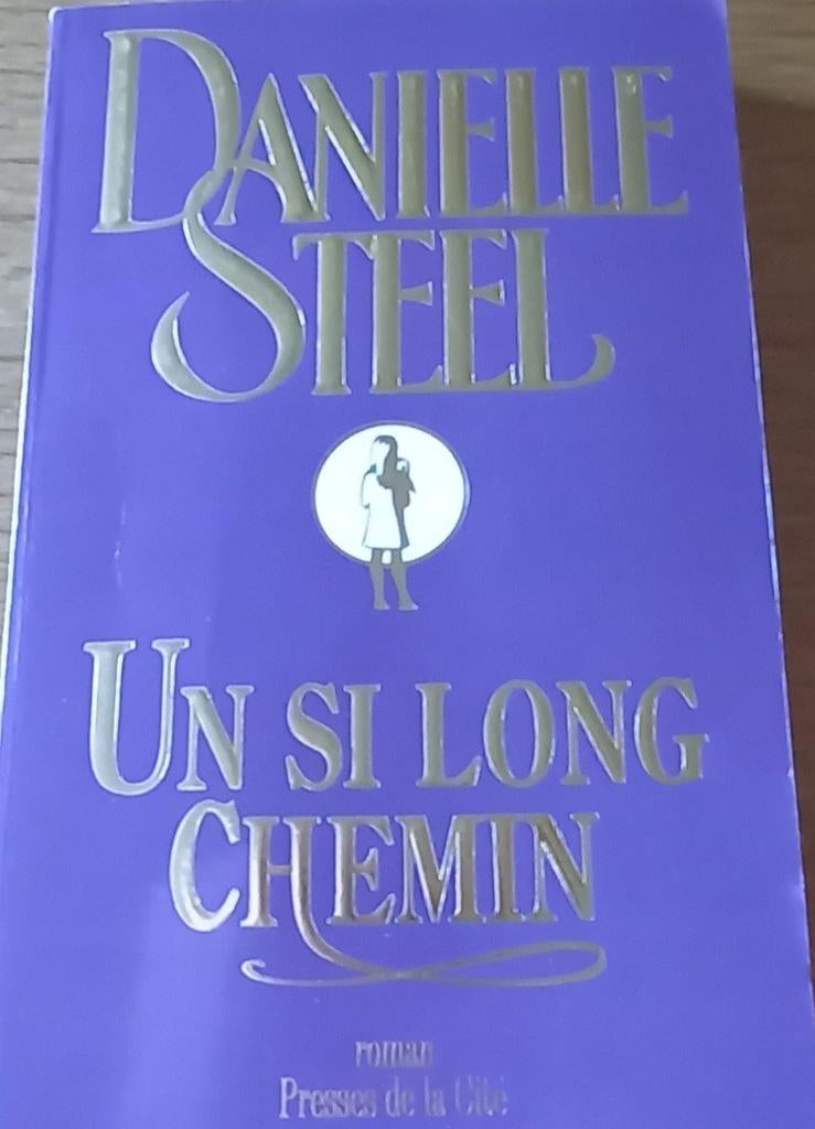 Lot de 8 livres de Danielle Steel, Enlèvement, Comme neuf