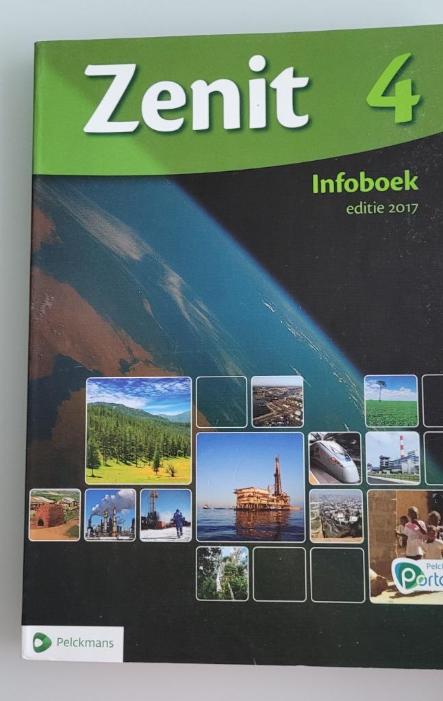 Zenit 4 infoboek, Ophalen of Verzenden, Zo goed als nieuw
